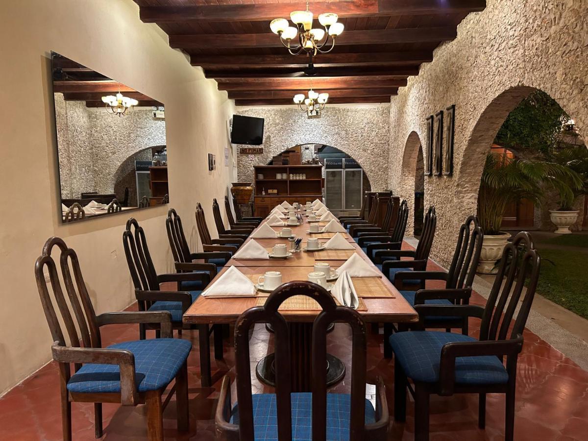 Hotel Del Patio Flores Exterior photo