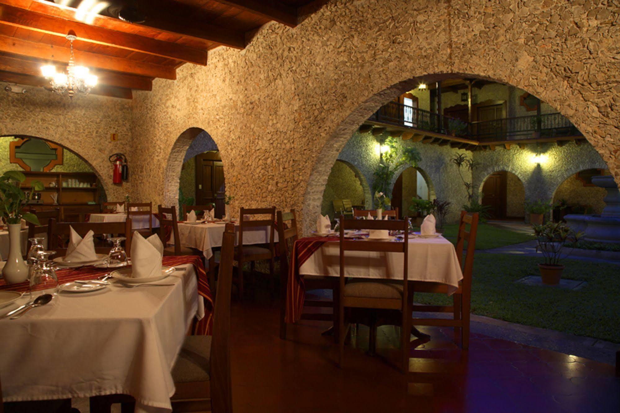 Hotel Del Patio Flores Exterior photo